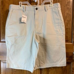 NWT Men’s Lands End light stone 11in chino shorts size 36